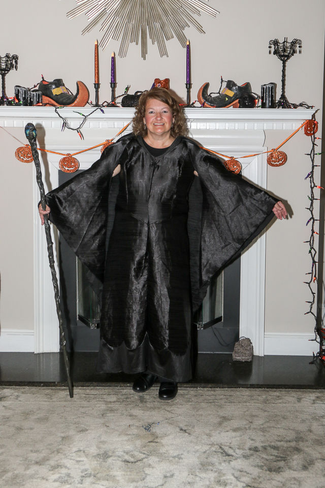 Meeting Place Mission Halloween Party_Morganton Community House 2019-9144.JPG